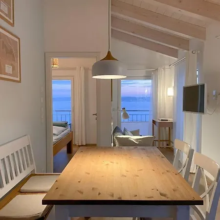 Appartement House In Reed 1 - 4 *